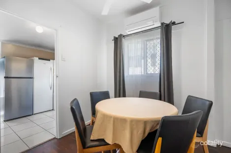 Property photo of 19 Wall Street Bundamba QLD 4304