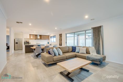 Property photo of 1 Pertobe Drive Kialla VIC 3631