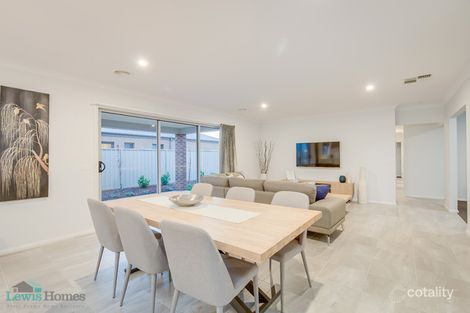 Property photo of 1 Pertobe Drive Kialla VIC 3631