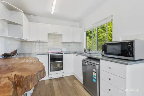 Property photo of 22 Tailor Street Tin Can Bay QLD 4580