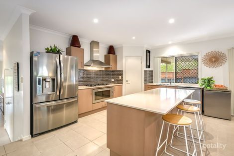Property photo of 2 Bimberi Row Pacific Pines QLD 4211