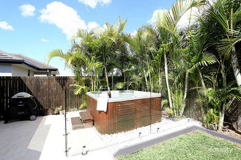 Property photo of 32 Langer Circuit North Lakes QLD 4509