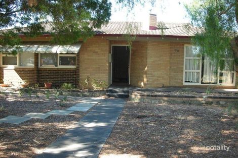 20 Sawle Rd, Hamilton Hill, WA 6163