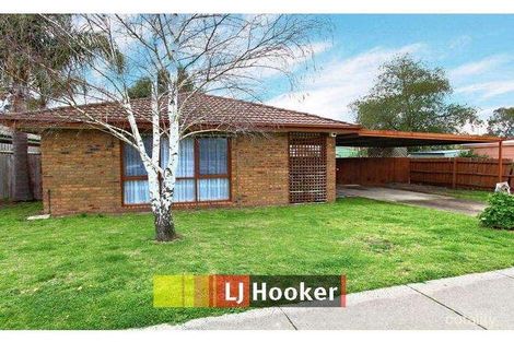 Property photo of 30 Hazelwood Avenue Cranbourne North VIC 3977