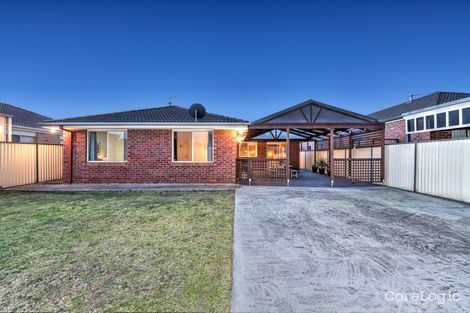 Property photo of 10 Bingin Place Craigieburn VIC 3064