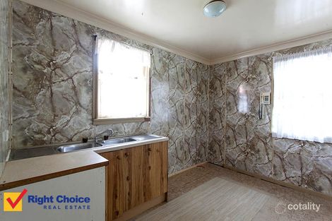 Property photo of 27 Benaud Crescent Warilla NSW 2528