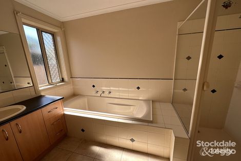 Property photo of 2/110 Swallow Street Shepparton VIC 3630