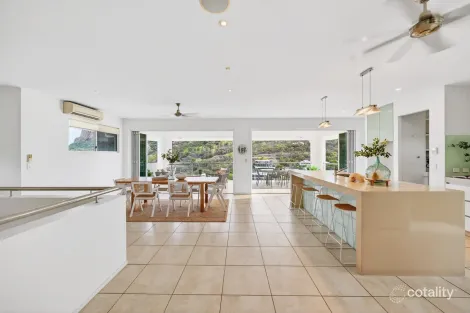 Property photo of 16 Stirling Drive Castle Hill QLD 4810