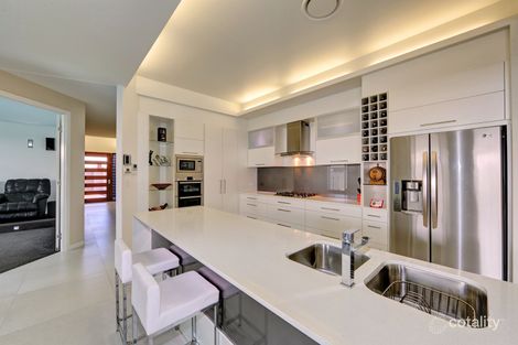 Property photo of 21 Masthead Drive Bargara QLD 4670