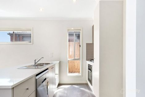 Property photo of 14 Parvana Drive Tarneit VIC 3029