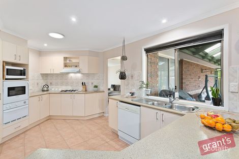 Property photo of 7 Hedley Court Narre Warren VIC 3805