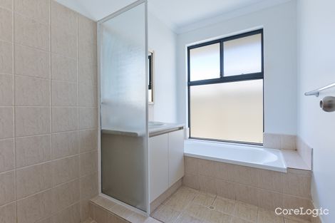 7 Kerrison Pde, Seville Grove, WA 6112