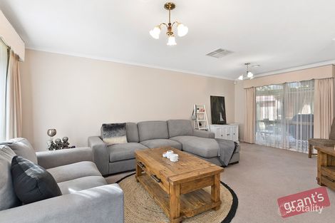Property photo of 7 Hedley Court Narre Warren VIC 3805