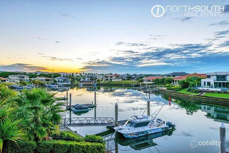 Property photo of 2242 Glengallon Way Hope Island QLD 4212