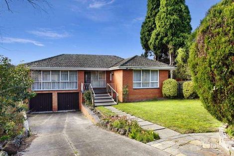 5 Glendowan Rd, Mount Waverley, VIC 3149