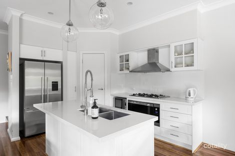 Property photo of 32 Emma Parade Winmalee NSW 2777