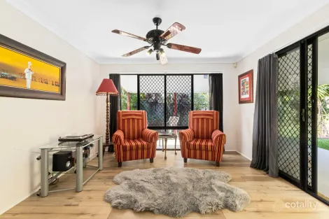 Property photo of 9 Emma Jane Court Kallangur QLD 4503