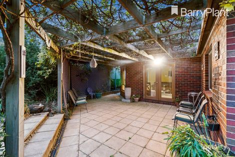 Property photo of 5 Radiata Close Manor Lakes VIC 3024