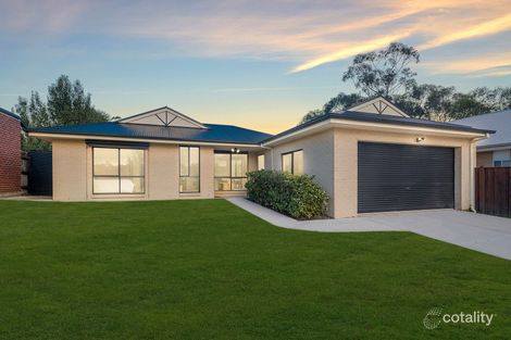 7 Folkstone Ct, Drouin, VIC 3818