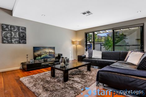 Property photo of 32 Parkside Crescent Campbelltown NSW 2560