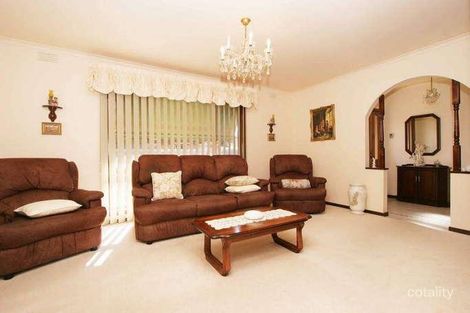 Property photo of 5 Somerton Crescent St Albans VIC 3021