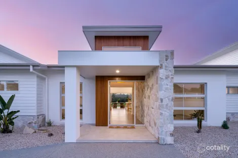 Property photo of 68 Oxbow Circuit King Creek NSW 2446