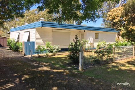 Property photo of 2 Young Street Bonnie Doon VIC 3720
