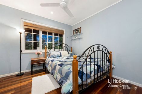 Property photo of 33 Olympus Court Eatons Hill QLD 4037