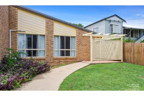 194 North St W, West Rockhampton, QLD 4700