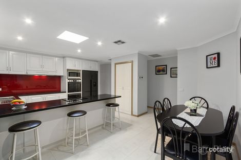 Property photo of 2 Kerrilea Court Kilsyth South VIC 3137