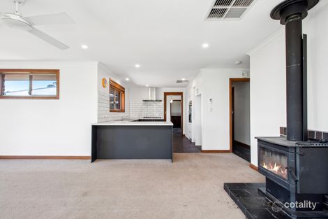 Property photo of 62 Yarrabee Road Greenhill SA 5140