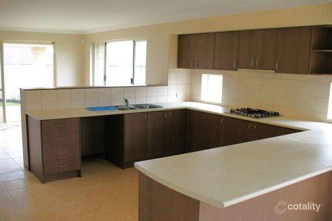 Property photo of 11 Witney Close High Wycombe WA 6057