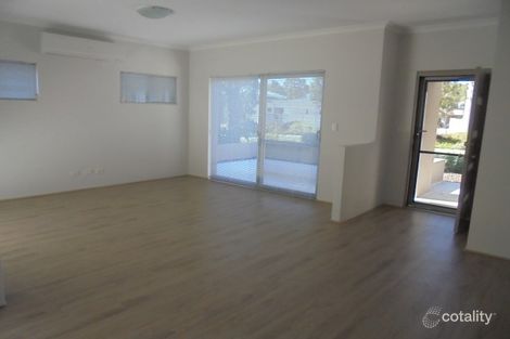 Property photo of 15 Whimbrel Crescent Coodanup WA 6210
