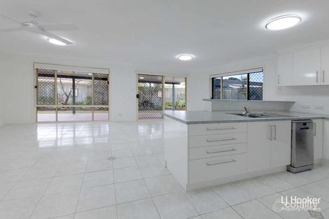 Property photo of 4 Sunrise Close Runcorn QLD 4113