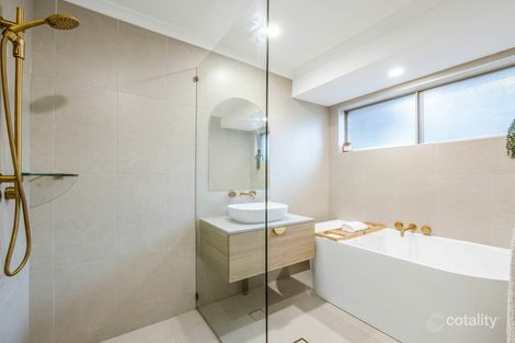 Property photo of 23 Silky Oak Court Oxenford QLD 4210