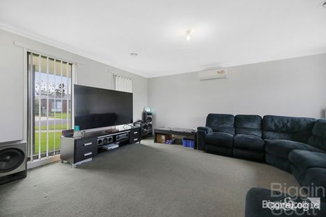 Property photo of 3 Stringybark Place Longwarry VIC 3816