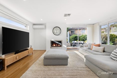 Property photo of 28 Andrew Street Mount Waverley VIC 3149