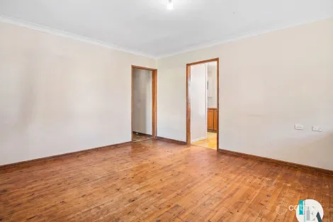 Property photo of 31 Freeman Parade Mount Warrigal NSW 2528