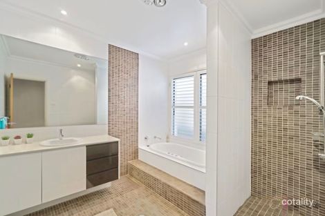 Property photo of 11 St Simon Close Blair Athol NSW 2560