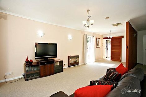 Property photo of 40 Haseldene Drive Christie Downs SA 5164