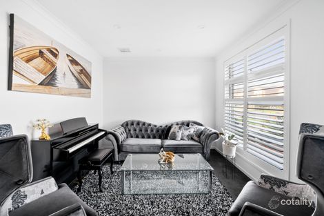 Property photo of 11 Aquatic Drive Werribee South VIC 3030