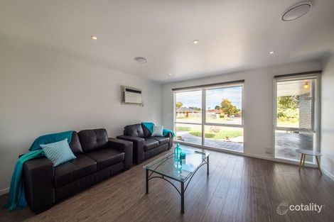 Property photo of 12 Jeffrey Street Hampton Park VIC 3976