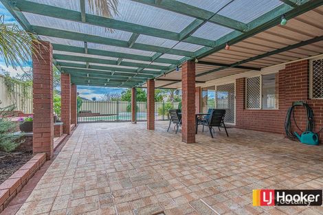 Property photo of 4 Burgandy Court Thornlie WA 6108