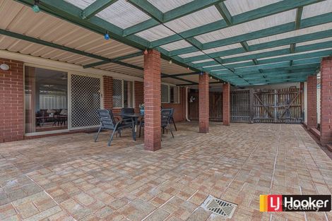 Property photo of 4 Burgandy Court Thornlie WA 6108