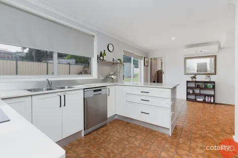 Property photo of 5 Somers Close Metford NSW 2323