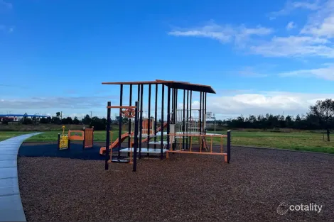 Property photo of 5 Coberley Way Cranbourne North VIC 3977