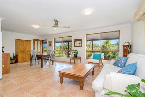 Property photo of 2B Woggoon Terrace Ocean Shores NSW 2483