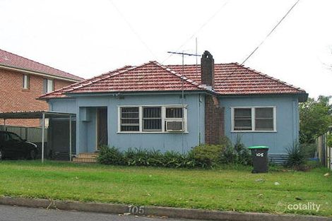 105 Macquarie St, Greenacre, NSW 2190