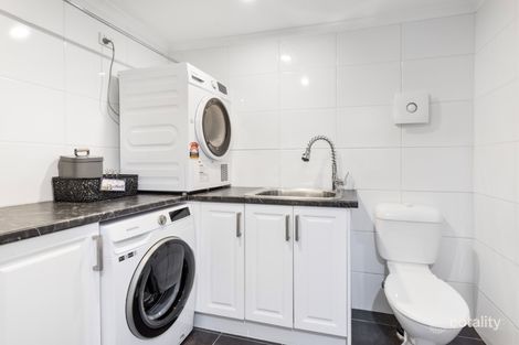 Property photo of 73 Lance Drive Flinders View QLD 4305