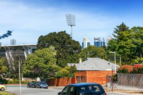 11/12 Wright St, Perth, WA 6000